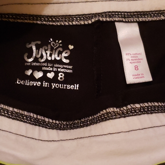 Barely worn! Athletic Set, tank & shorts - Picture 6 of 8